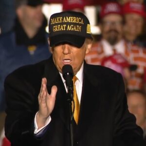 BLACK AND GOLD MAGA HAT