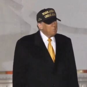 Official President Trump debuts the BLACK & GOLD MAGA HAT