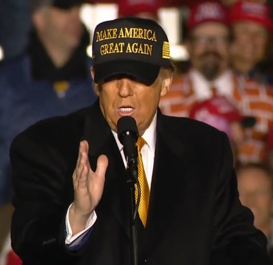 Official President Trump debuts the BLACK & GOLD MAGA HAT