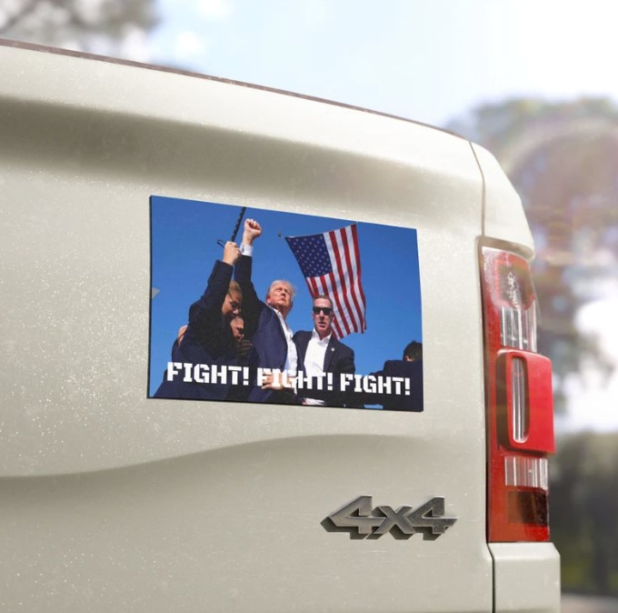 Trump 2024 Car Magnet- Fight! Never Surrender