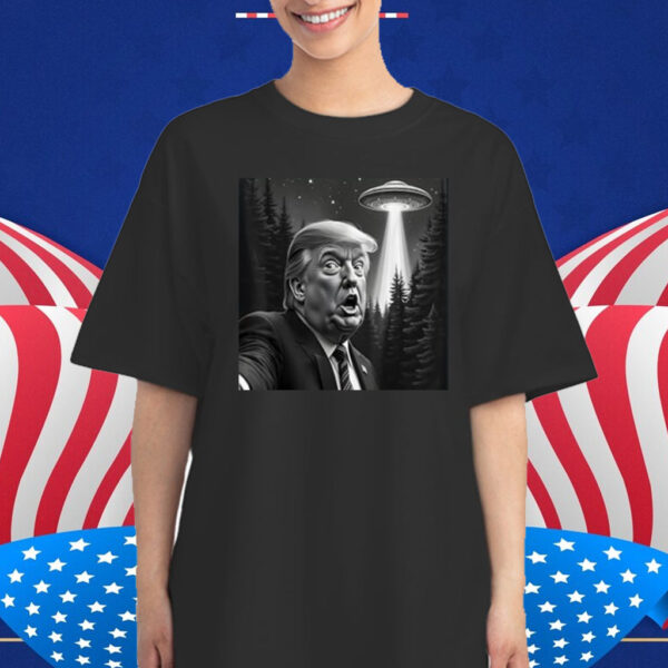 Funny Graphic Trump Selfie with UFOs Weird Shirt