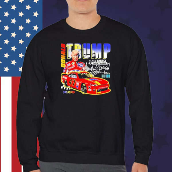 Trump Make America Great Again Signature 47 T-Shirt